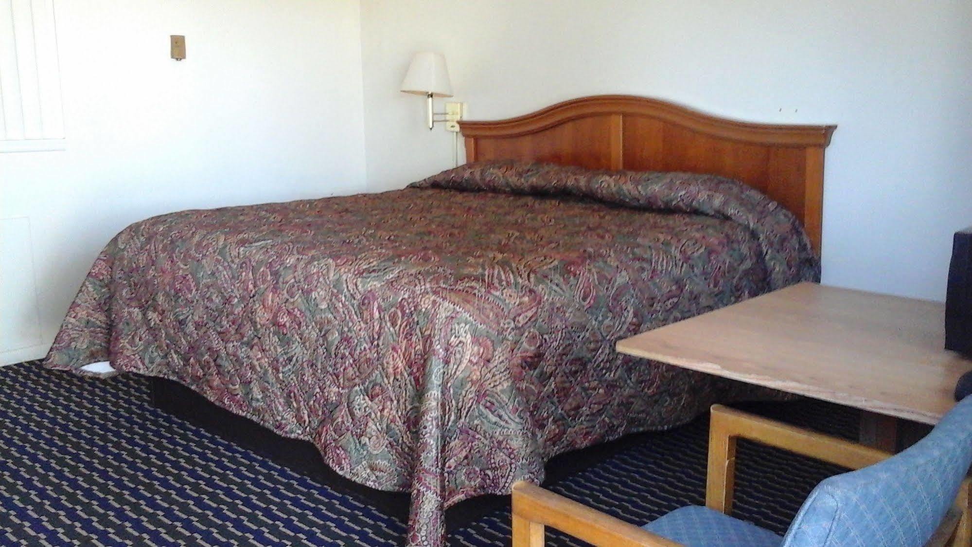 Seaway Motel Roosevelt Park Экстерьер фото
